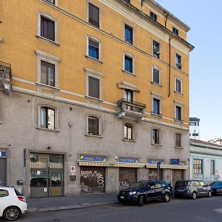 Milan Comfy Apt - Calvairate District Lägenhet Exteriör bild