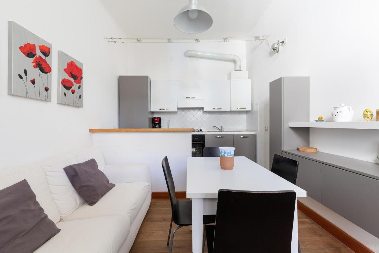 Milan Comfy Apt - Calvairate District Lägenhet Exteriör bild